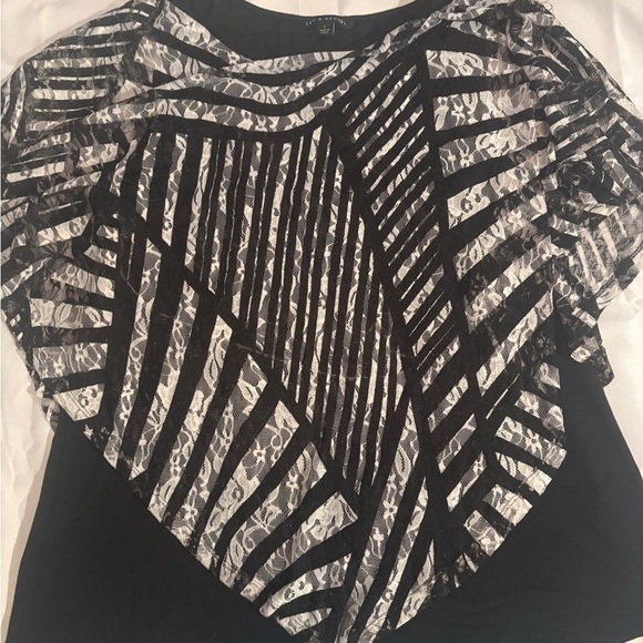 Zac & Rachel Tops - Zac & Rachel Black and White Striped Lace Top